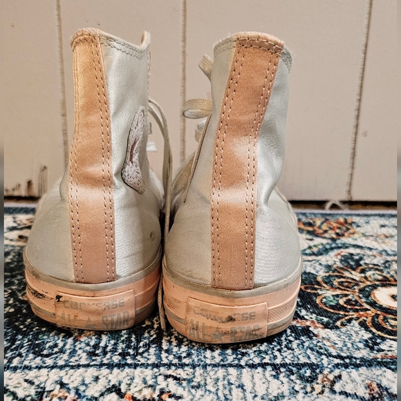 Converse High Top Chucks Silver Pink, Size 7 - Picture 5 of 8